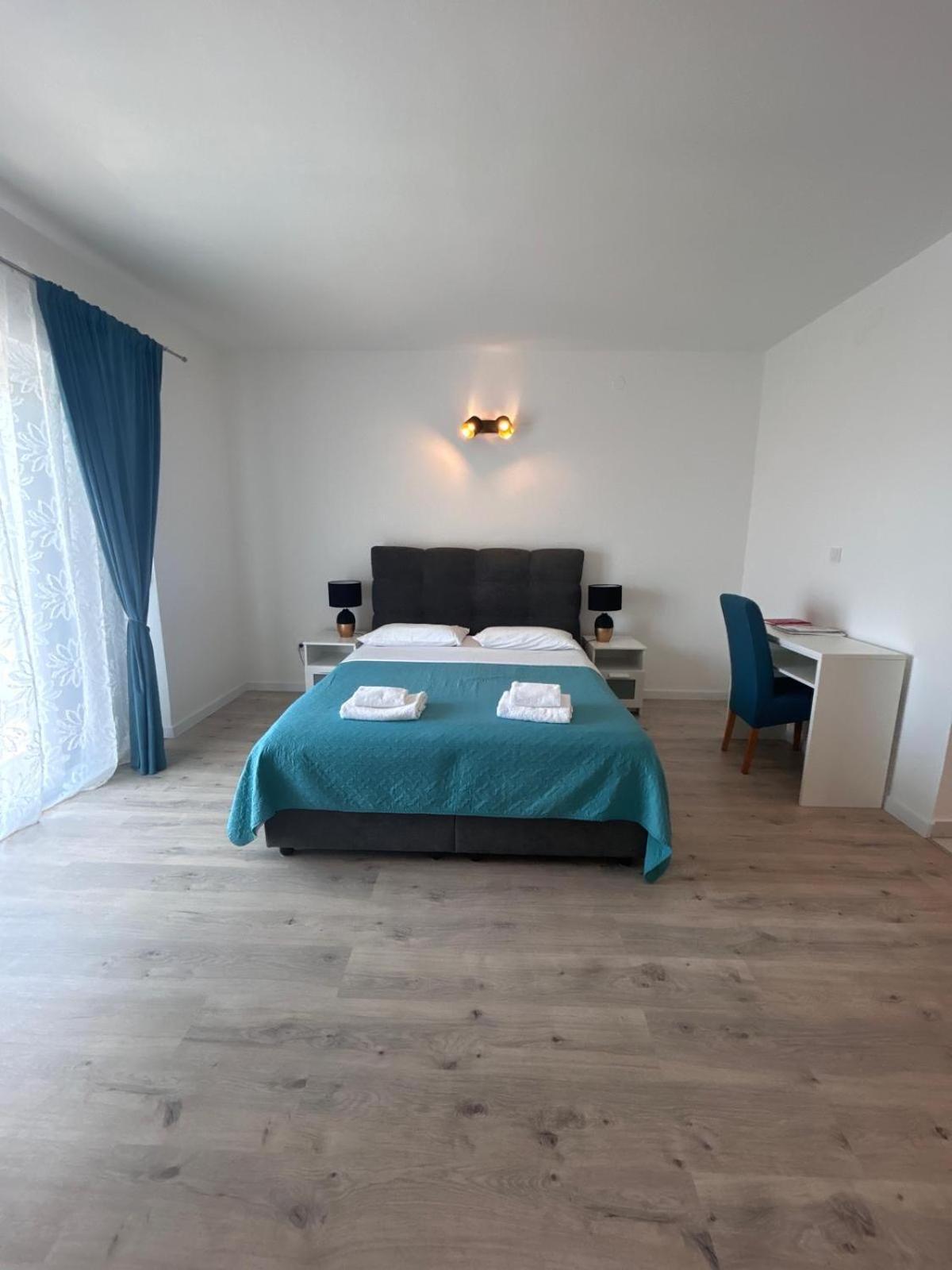 Apartmani Velnic 2 Baška Екстериор снимка